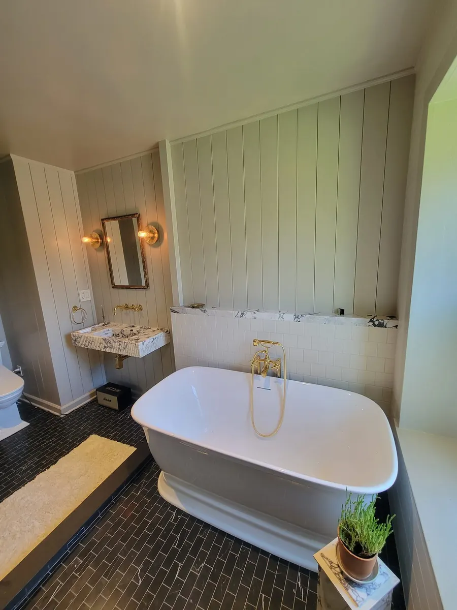 Spa Bath Detail