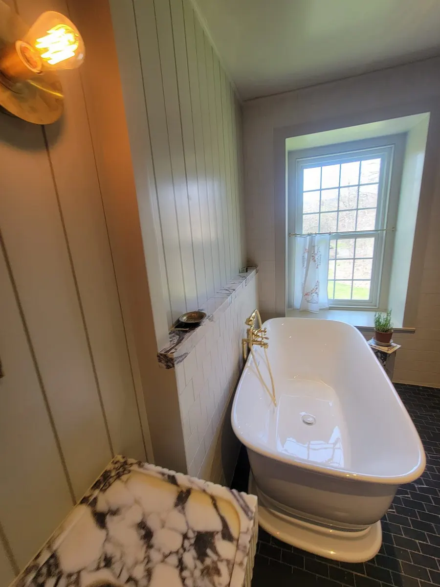 Custom Vanity & Tub Combo
